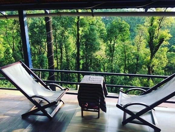 Cloud 9 Homestay Attigundi ภายนอก รูปภาพ